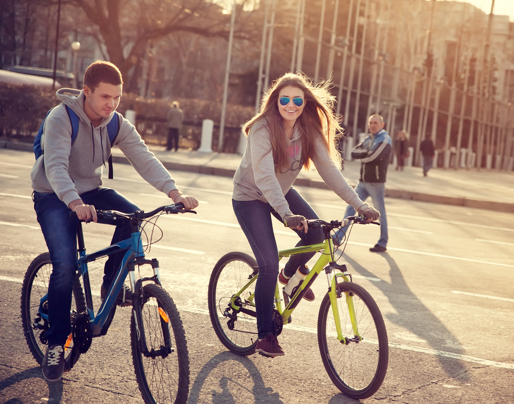 Na bicykli v meste. Foto: Shutterstock
