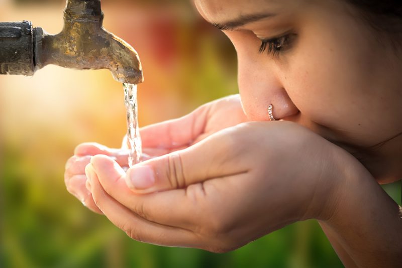 V niektorých krajinách určite vodu z kohútika nepite. Foto: Shutterstock