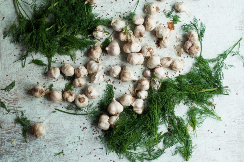 Cesnak používajte surový či pečený. Foto: Shutterstock