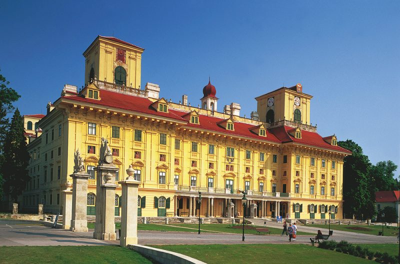 Zámok Esterhazy v meste Eisenstadt. Foto:©Österreich Werbung/Pigneter