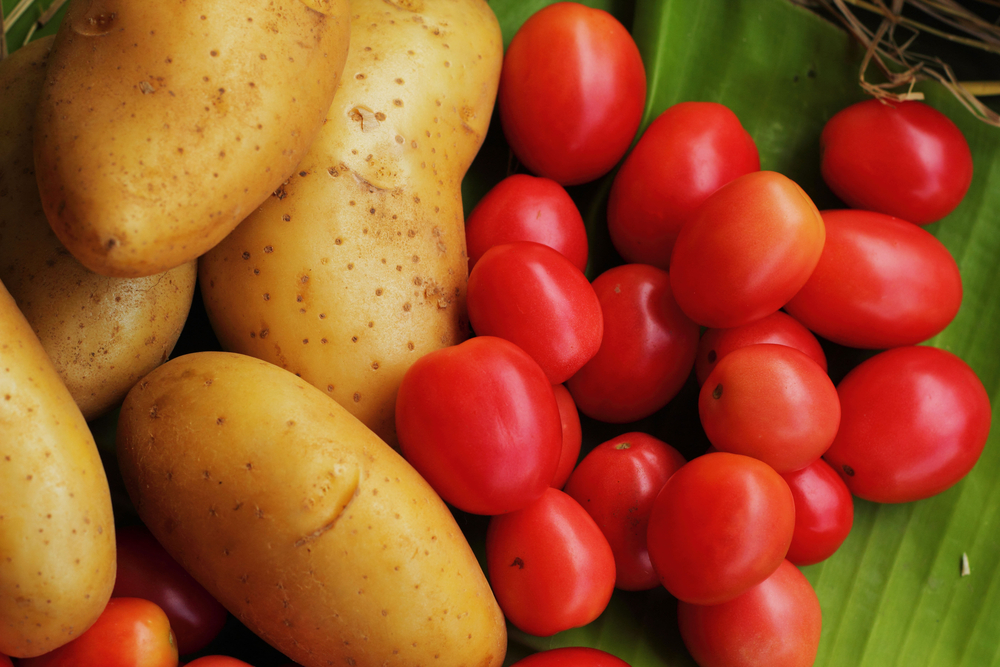 Železo v zemiakoch a paradajkách. Foto: Shutterstock
