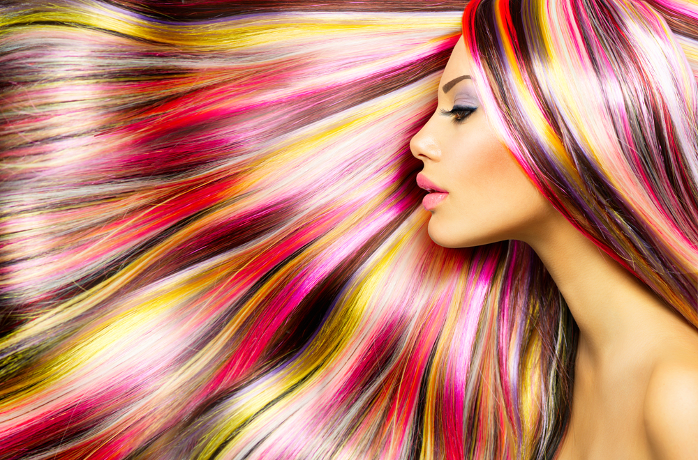 Predlžovanie vlasov. Foto: Shutterstock