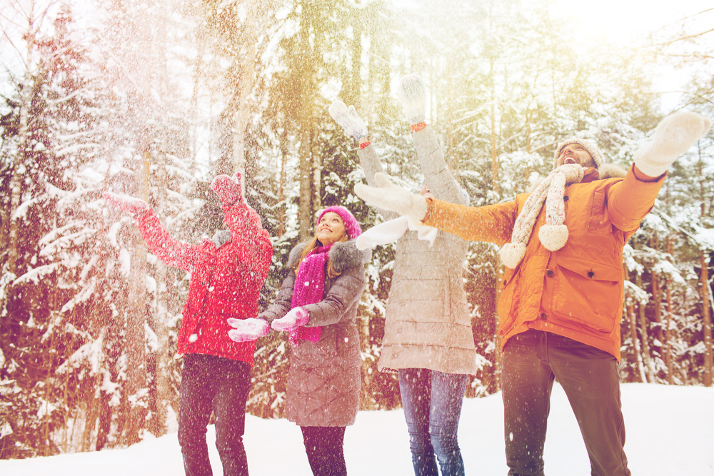 Najviac zábavy si pravdepodobne zvyknete spolu užiť v prítomnosti priateľov alebo s deťmi, no je rovnako dôležité zažívať príjemné chvíle aj s partnerom osamote. Foto: Shutterstock