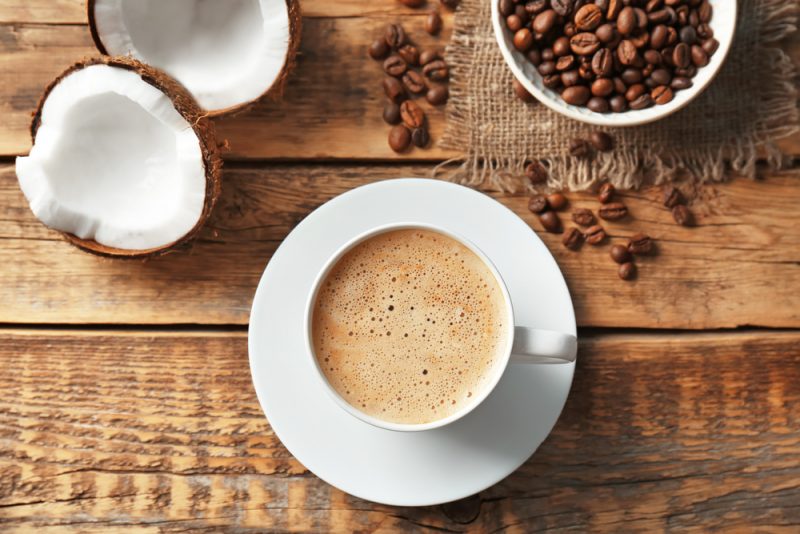 Pozor, kokosový olej je fajn, ale zďaleka nemá také účinky ako MCT olej. Foto: Shutterstock