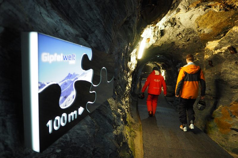 Tunel, pôvodne slúžiaci na ťažbu drahých kameňov.