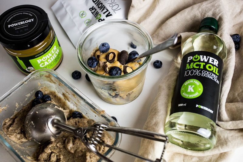 Paleo vegan zmrzlina s Power Cashew a Power Almonds. Foto: Powerlogy