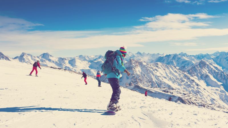Vďaka zlepšenému balansu budete mať svoje telo pod kontrolou aj na snowboarde. Foto: Shutterstock
