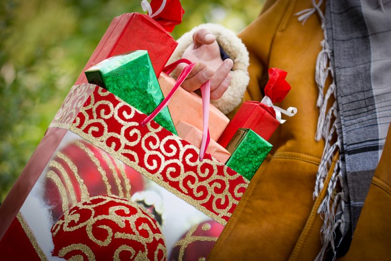 Nákup darčekov sa rozhodne neoplatí nechávať si na poslednú chvíľu. Foto: Shutterstock