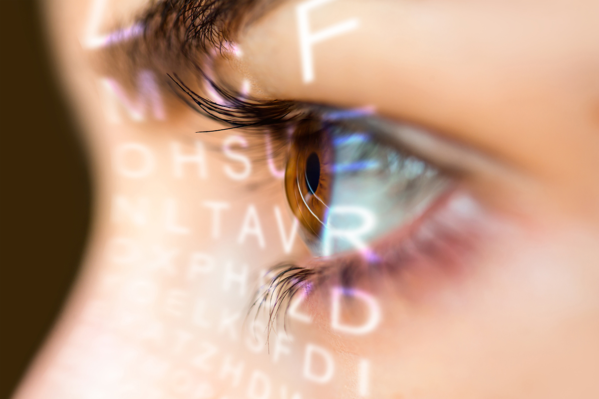 Presbyopia - strata schopnosti zaostriť na blízke predmety - sa objavuje vo vyššom veku. Foto: Shutterstock