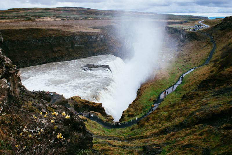 Pri pohľade na Gullfoss vidíte aj kontinentálnu trhlinu. FOTO: Robert Taraba, BUBO