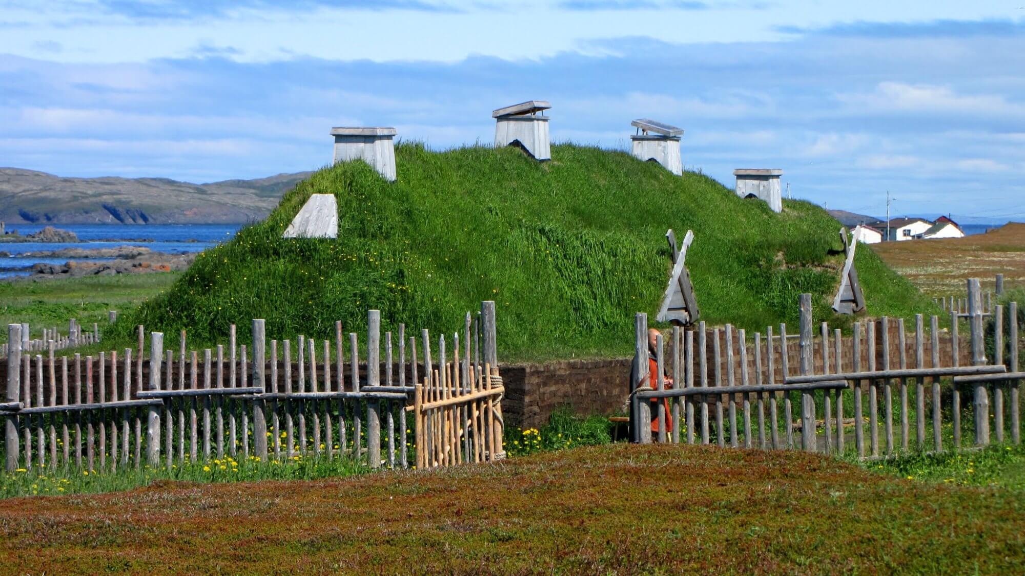 L’Anse aux Meadows, prvé osídlenie Vikingov v Severnej Amerike. FOTO: archív BUBO
