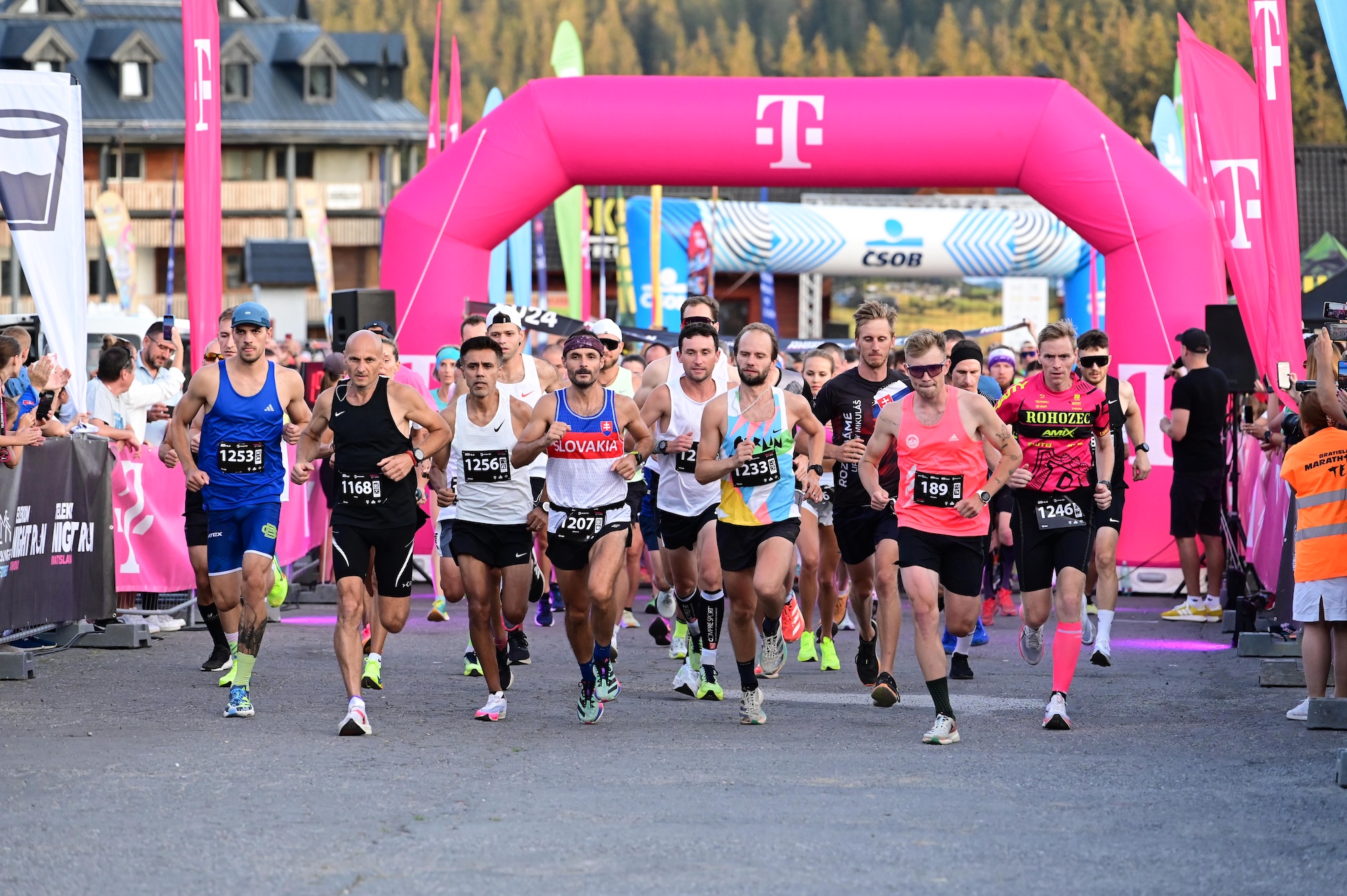 Séria bežeckých pretekov Telekom Night Run pokračuje aj v lete  