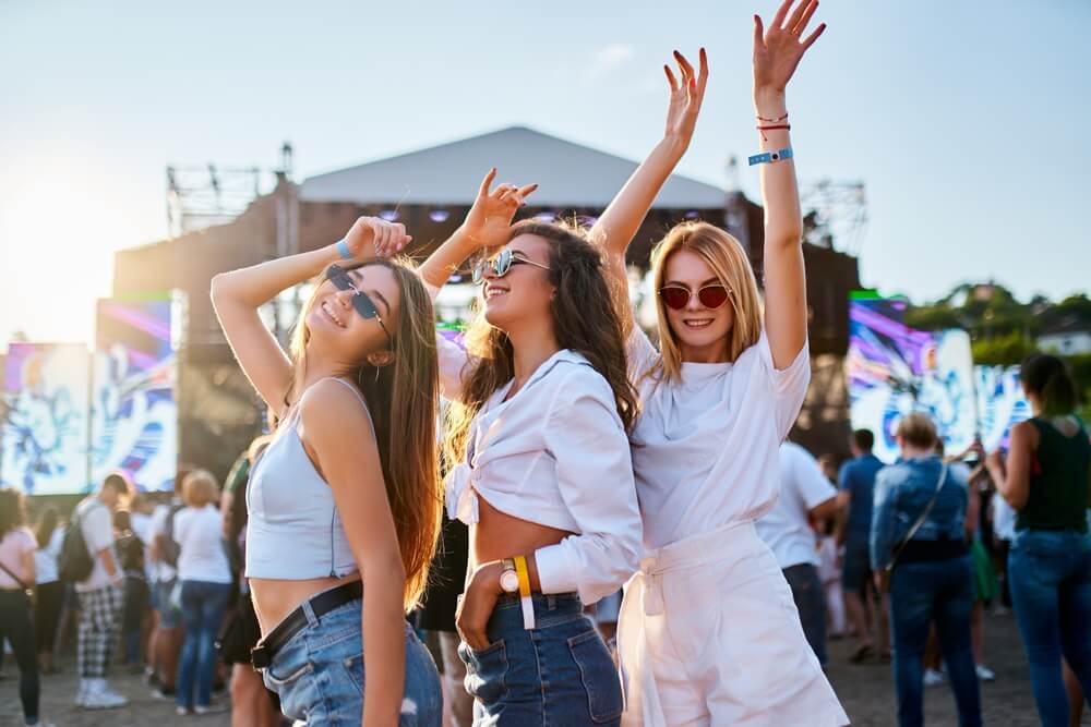 Letné festivaly bez opice a úpalu? Vieme, ako na to
