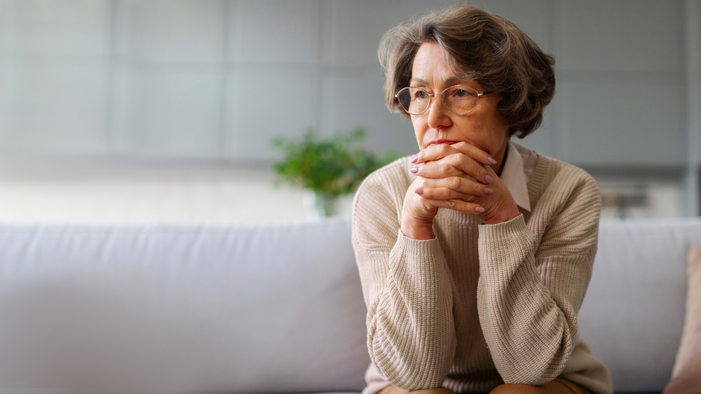 Osamelosť seniorov je tichá epidémia. Kto ju zastaví?