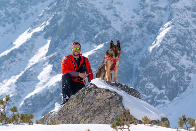 Hector: Neobyčajný príbeh záchranárskeho psa spod Tatier  