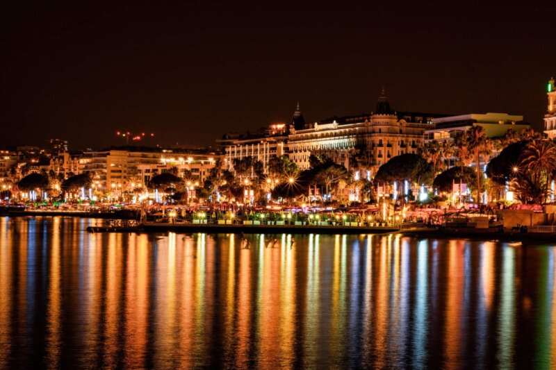 Cannes, dovolenka s BUBO