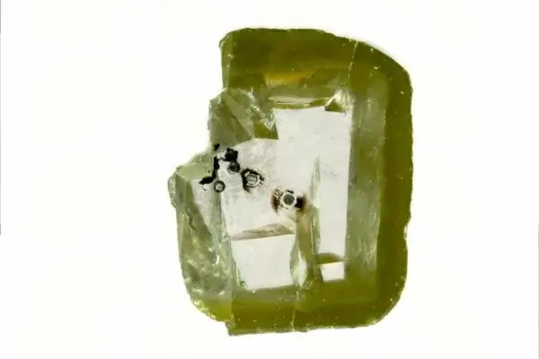 Diamant s úžasným geologickým prekvapením.