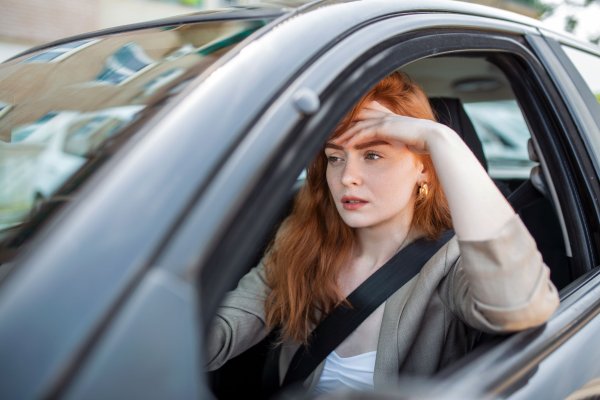 U žien je pri dopravnej nehode až o 60 % vyššia šanca, že sa zrania