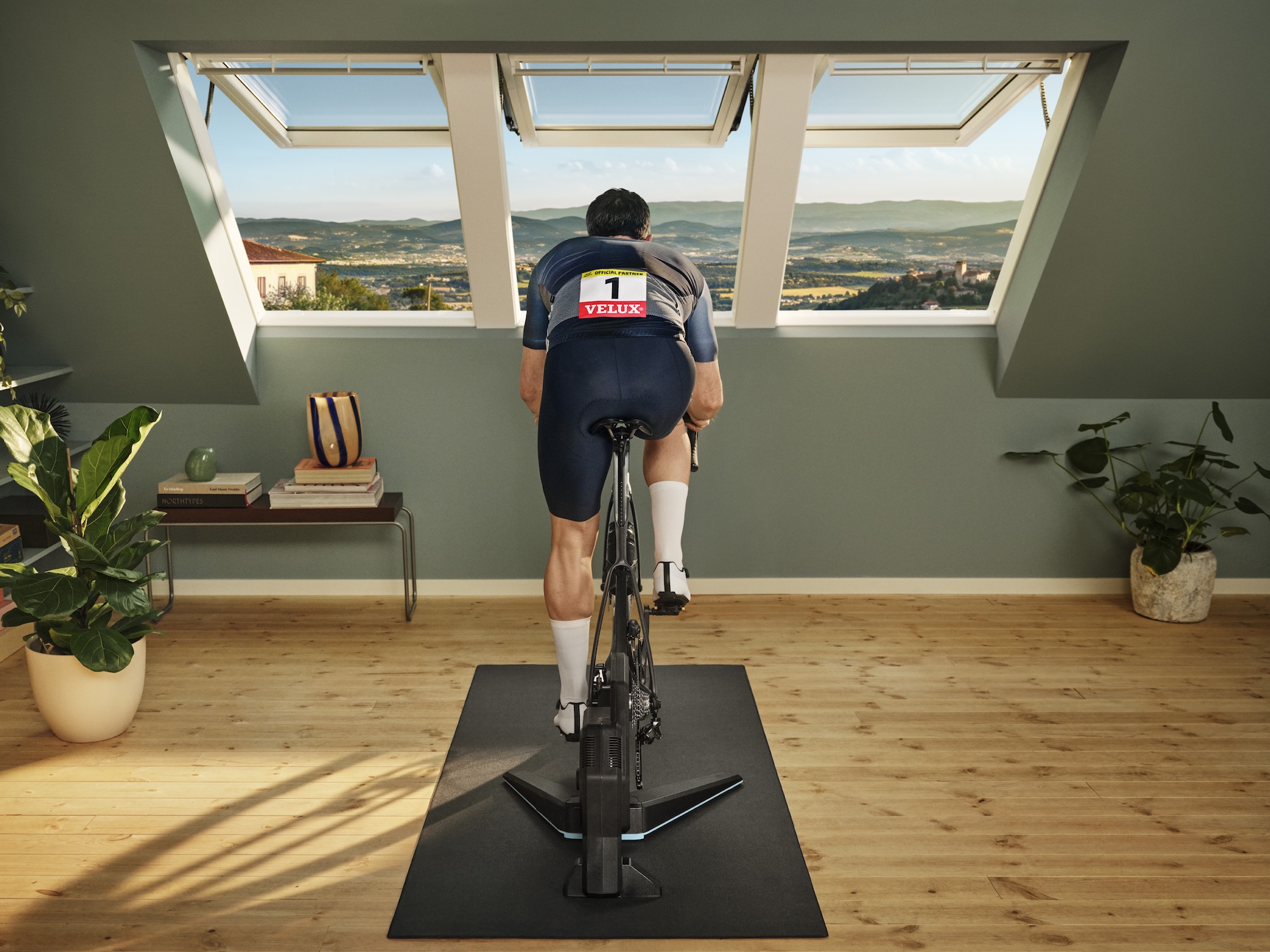 Výkon začína regeneráciou: VELUX spája Tour de France so zdravými domovmi