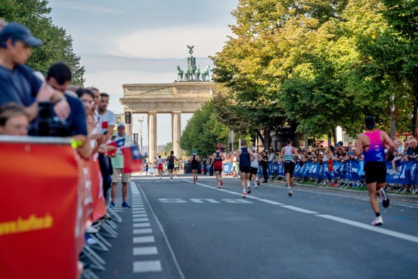 Berlín, Atény, Káhira: tri mestá, tri preteky, kilometre zážitkov