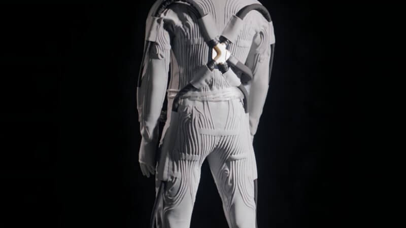 Astronauti nosia Pradu. Na Mesiaci budú mať rúrkový oblek