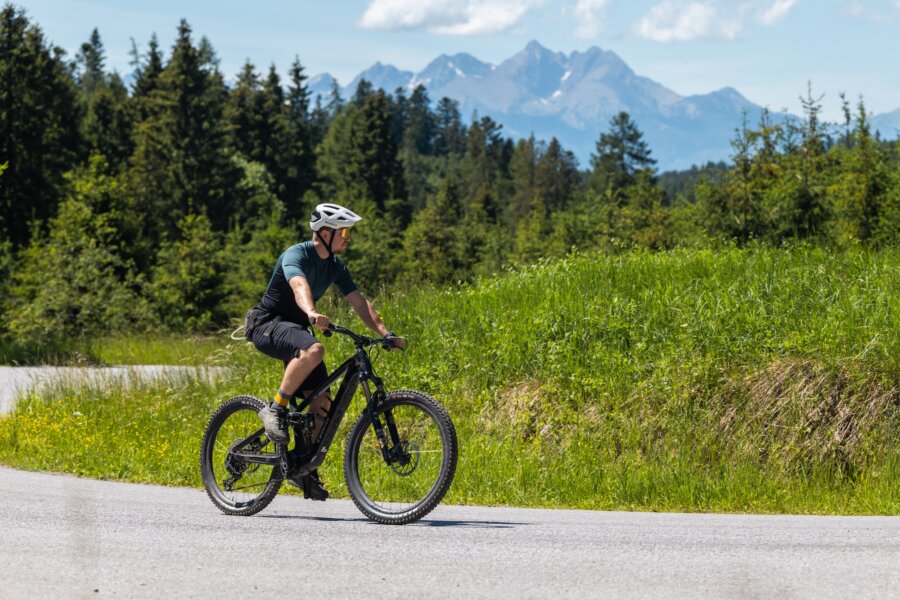 Cez Levočské vrchy na bicykli, s výhľadmi na Tatry