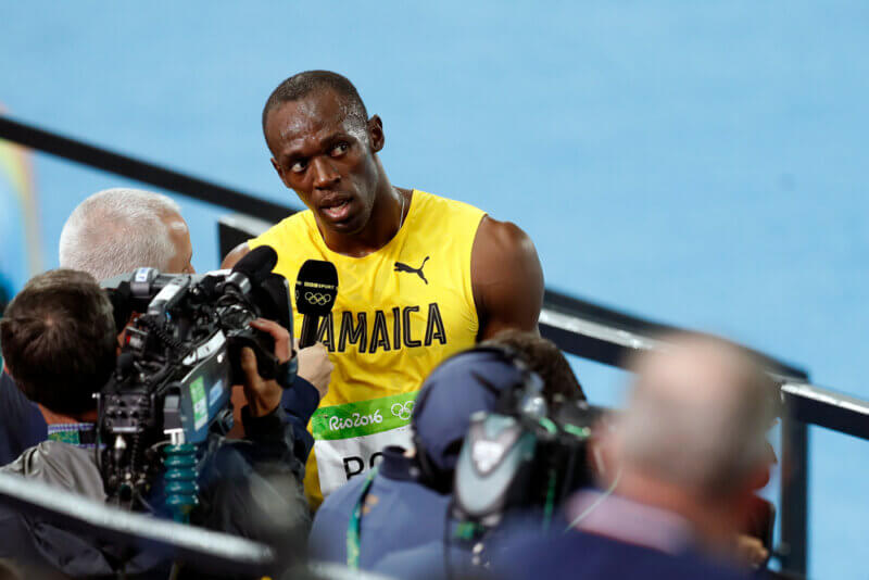 Usain Bolt medzi novinármi na OH v Riu de Janeiro, 2016