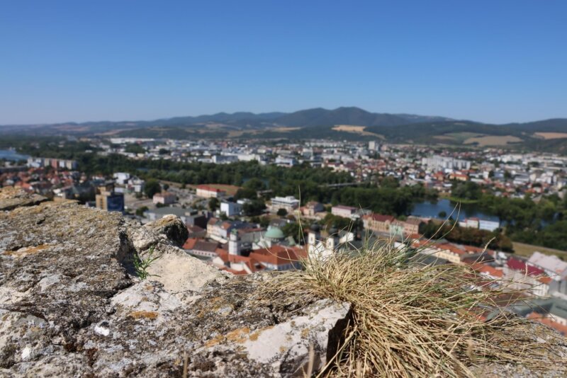Pohľad z Trenčianskeho hradu